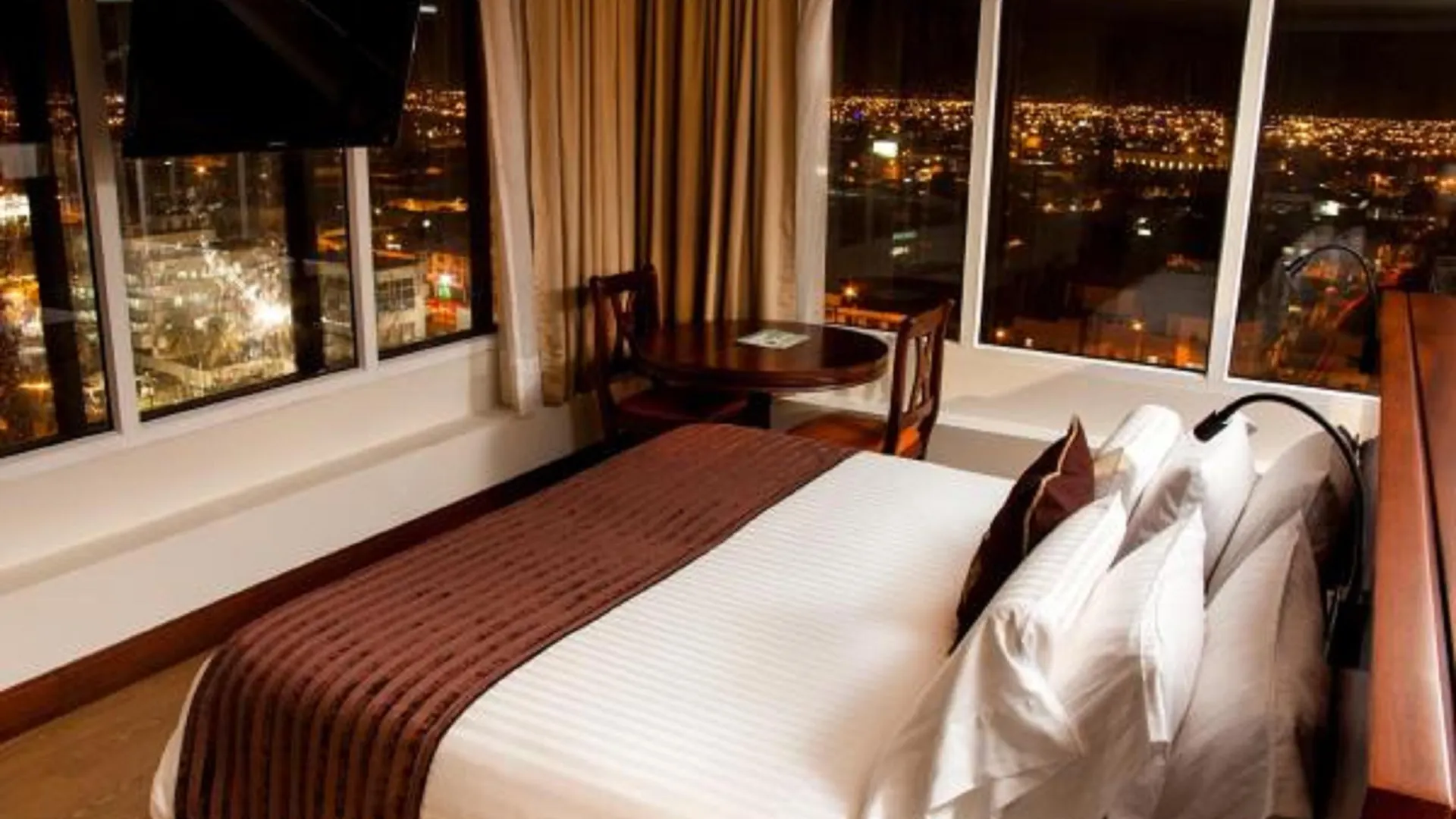 Torre De Cali Plaza Hotel